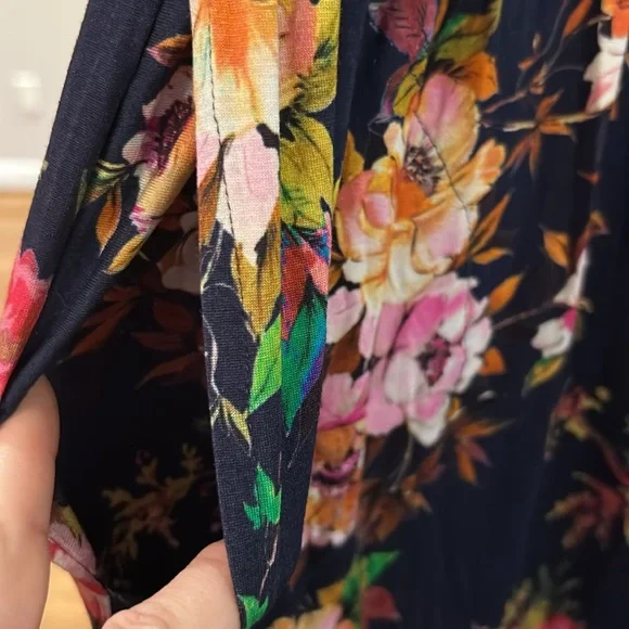 Tolani Collection NWT Floral Vivian Maxi Dress with Pockets size M - Picture 11 of 16